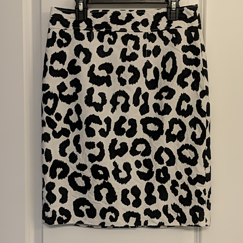 Loft pencil skirt